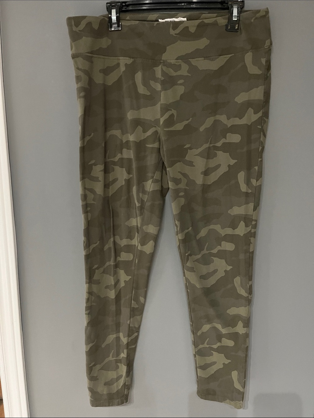 3/$15 Camo Leggings - Olive Camo
